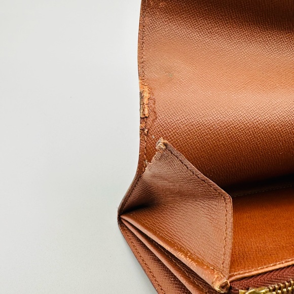 Louis Vuitton Long monogram Wallet - Picture 12 of 13